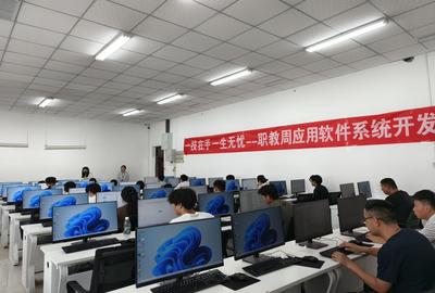 信息工程系舉辦“一技在手，一生無憂”2024年職業(yè)教育活動周軟件開發(fā)與信息技術咨詢服務系列活動